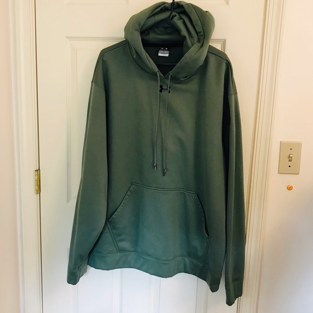 Men’s Under Armour hoodie